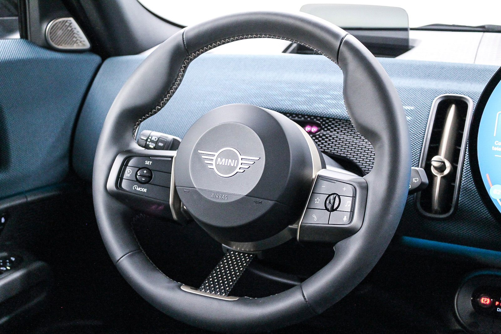 Used 2025 MINI Cooper Countryman S w/ Comfort Package Max image 15