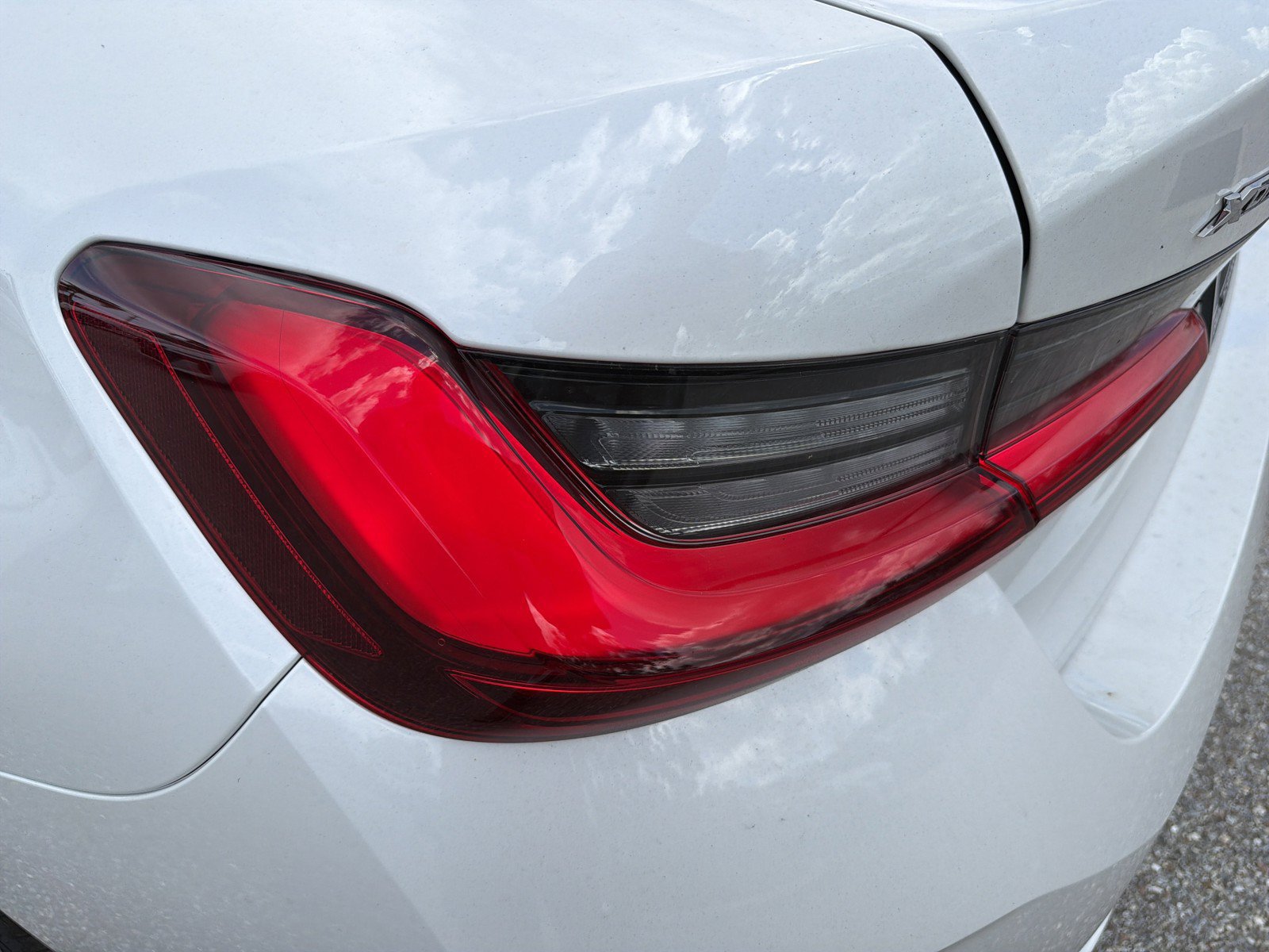 New 2026 BMW 330i xDrive Sedan w/ Premium Package AWD/4WD image 9