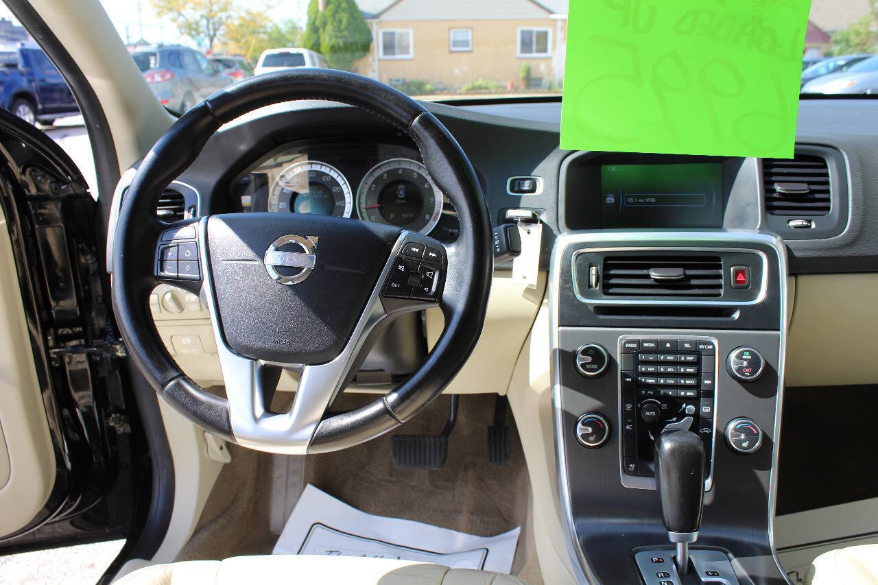 Used 2012 Volvo S60 T5 w/ Climate Pkg image 13