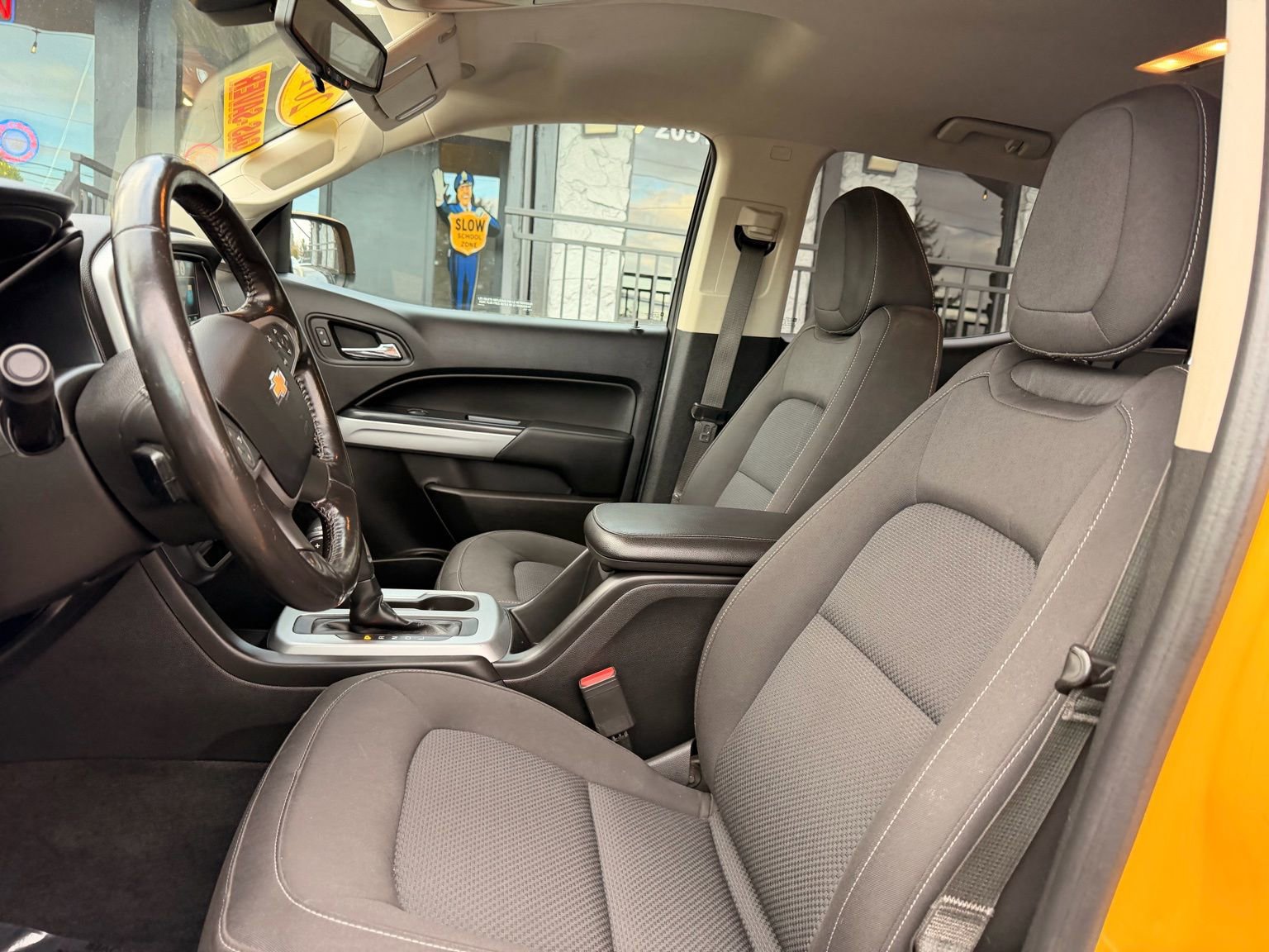 Used 2018 Chevrolet Colorado LT w/ LT Convenience Package AWD/4WD image 18
