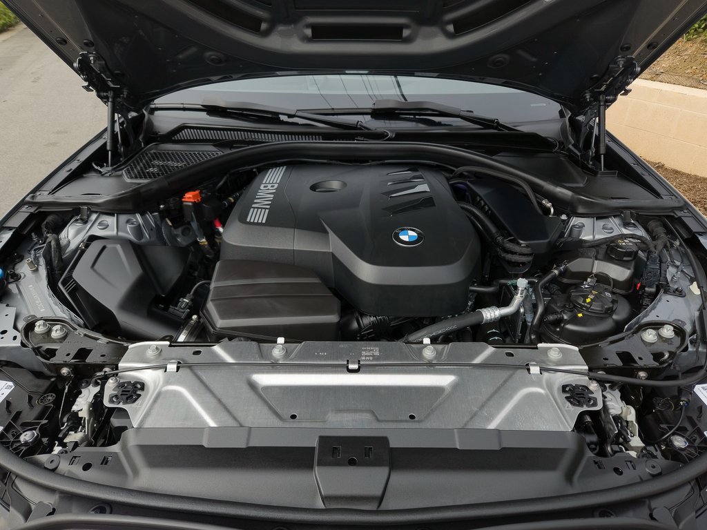 Used 2025 BMW 330i Sedan w/ Convenience Package image 25