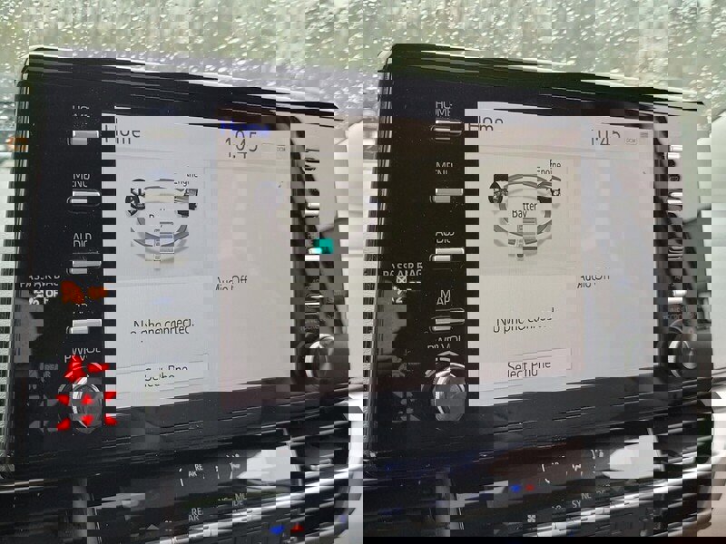 Used 2021 Toyota Sienna XLE image 19