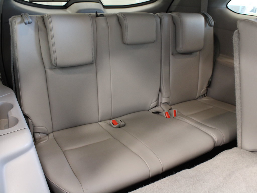 Used 2017 Toyota Highlander XLE FWD image 35