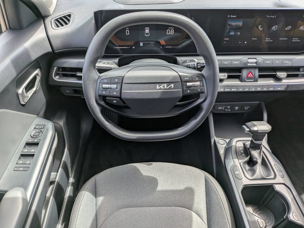 Certified 2025 Kia K4 FWD image 13