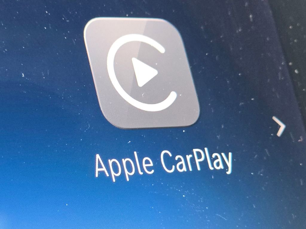 Certified 2026 Mercedes-Benz GLC 300 4MATIC image 4