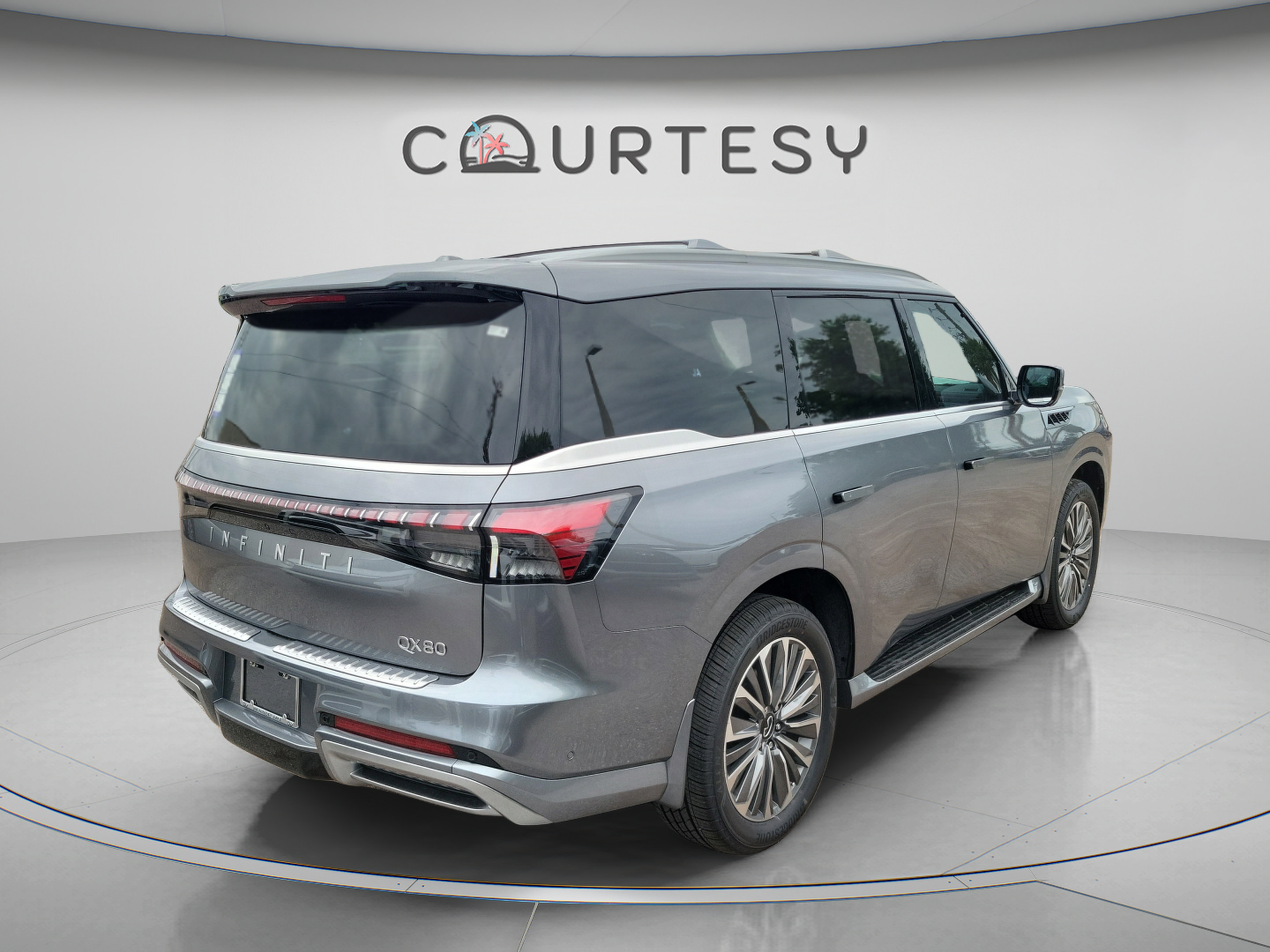 New 2026 INFINITI QX80 Luxe w/ Cargo Package RWD image 3