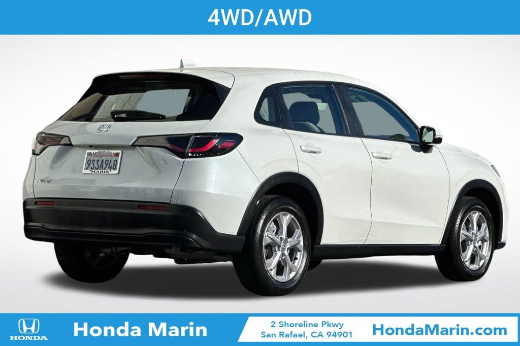 Certified 2025 Honda HR-V LX image 6
