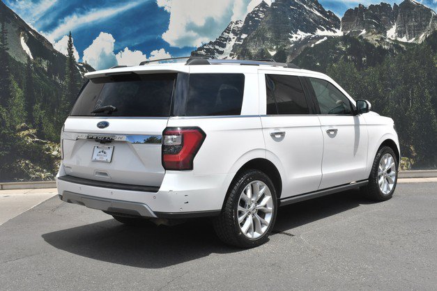 Used 2019 Ford Expedition Limited w/ Equipment Group 302A AWD/4WD image 3