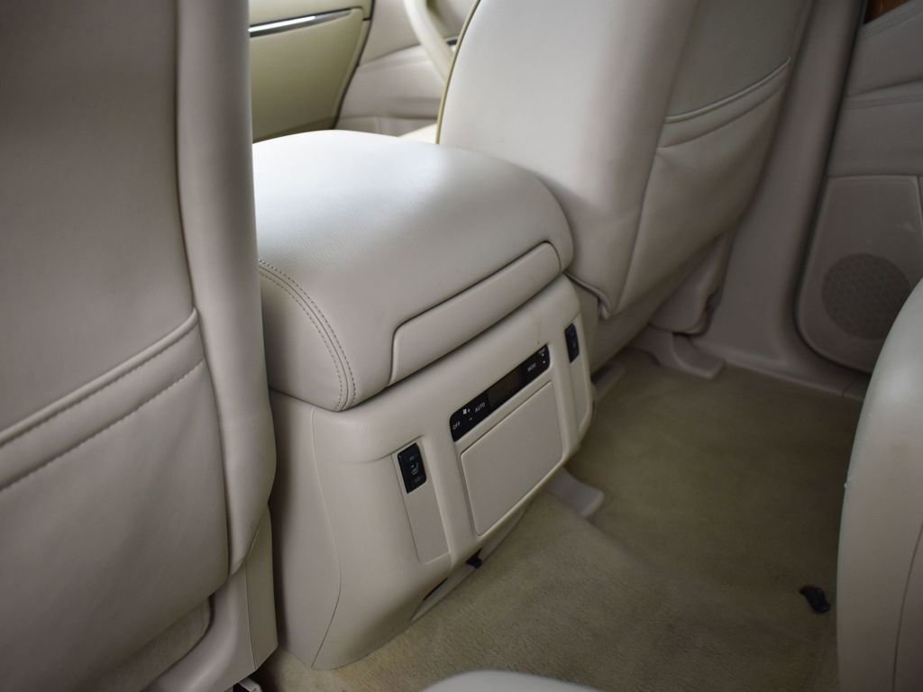 Used 2012 INFINITI QX56 4WD w/ Theater Pkg image 30