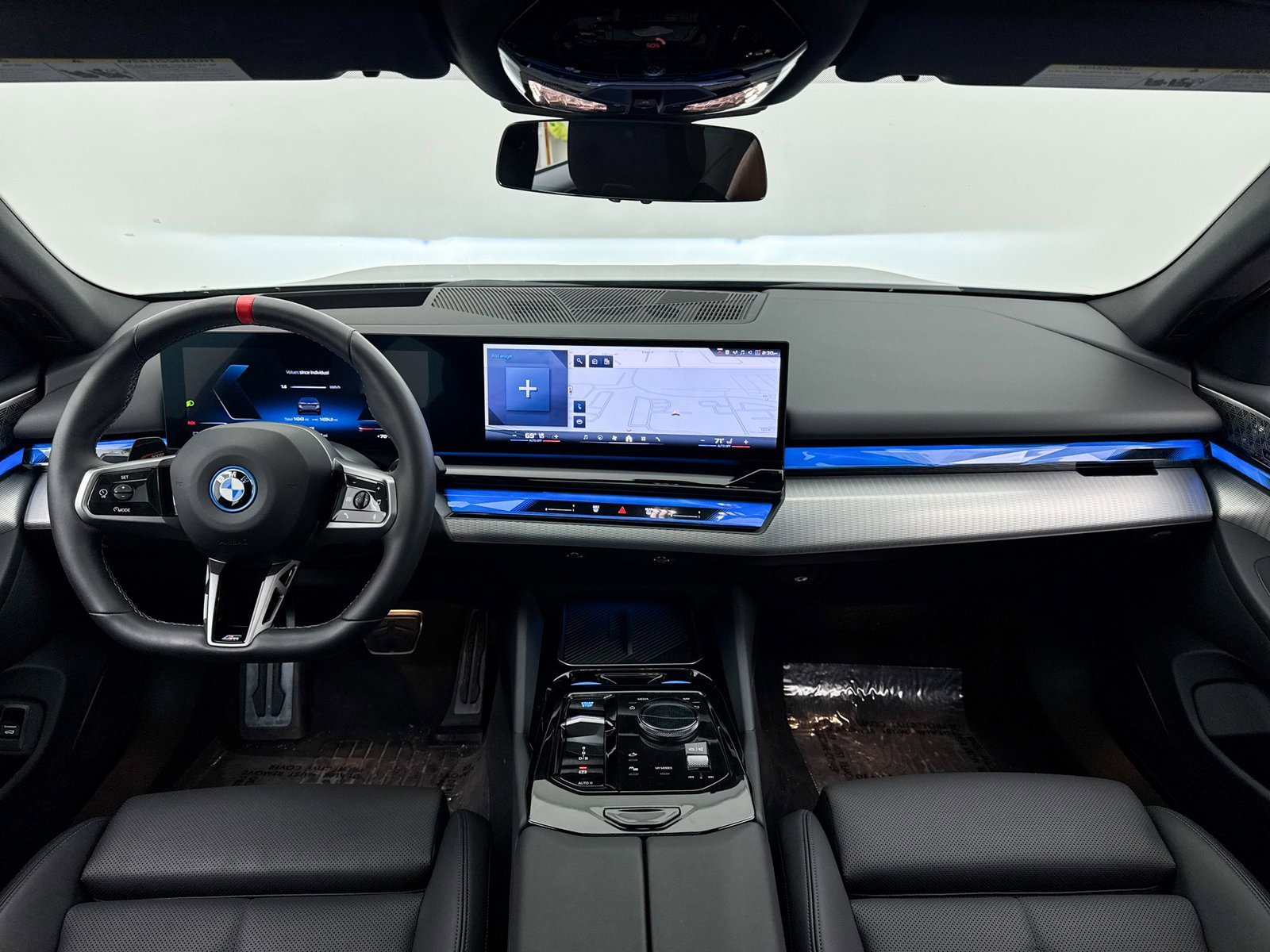 Used 2024 BMW i5 M60 w/ Premium Package image 22