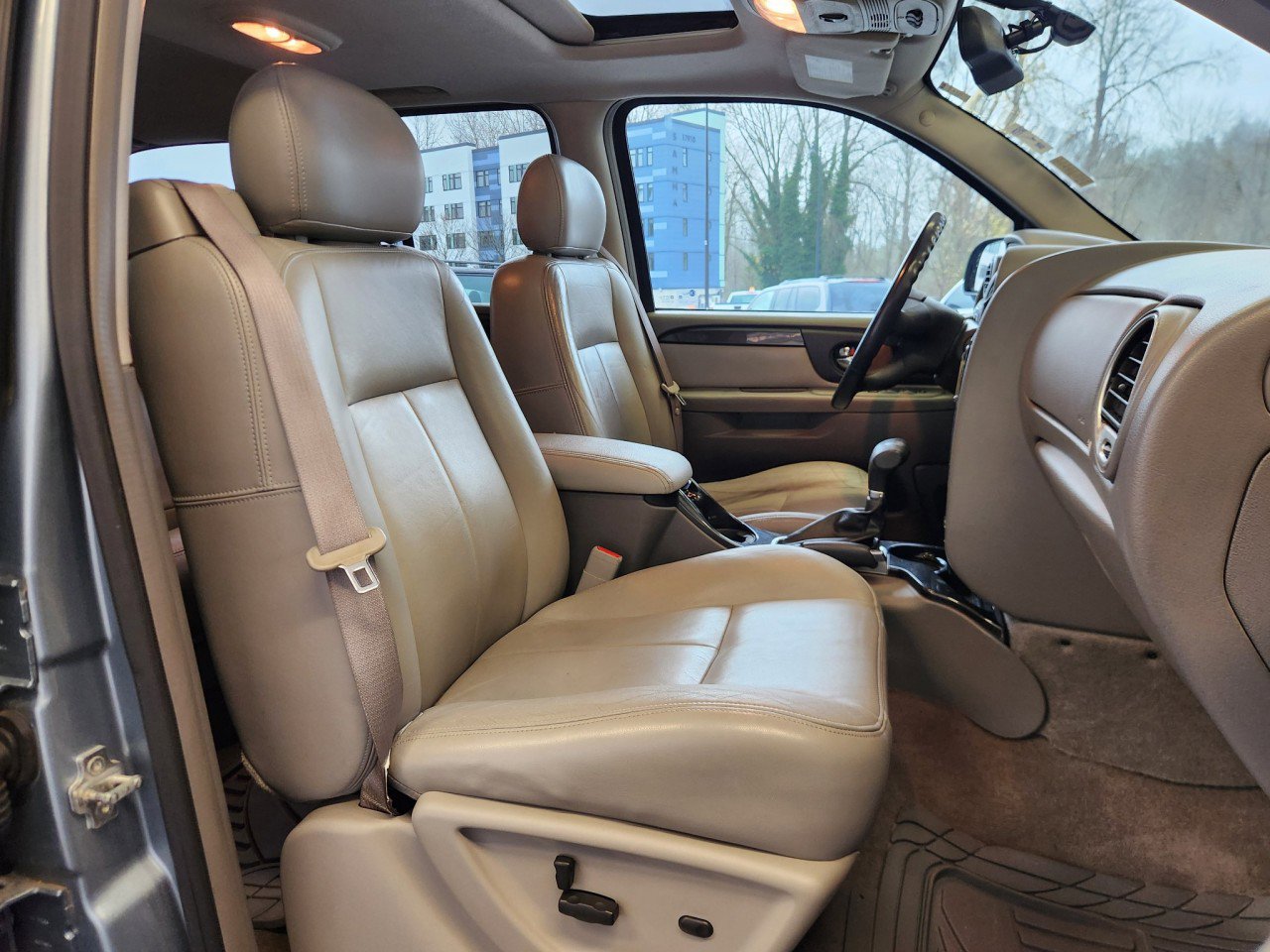 Used 2006 GMC Envoy SLE image 17