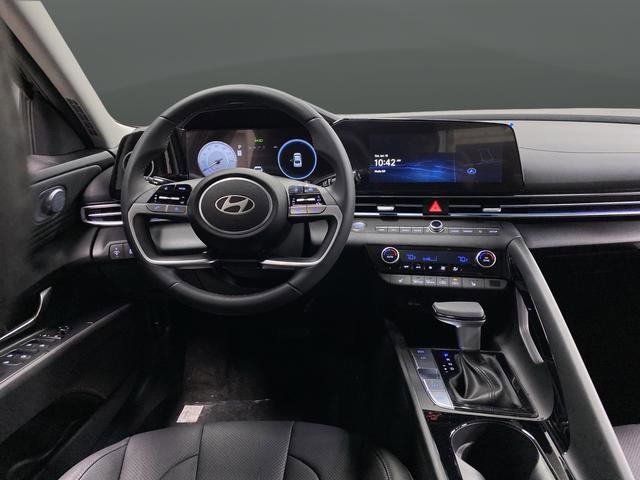 New 2026 Hyundai Elantra Limited image 5