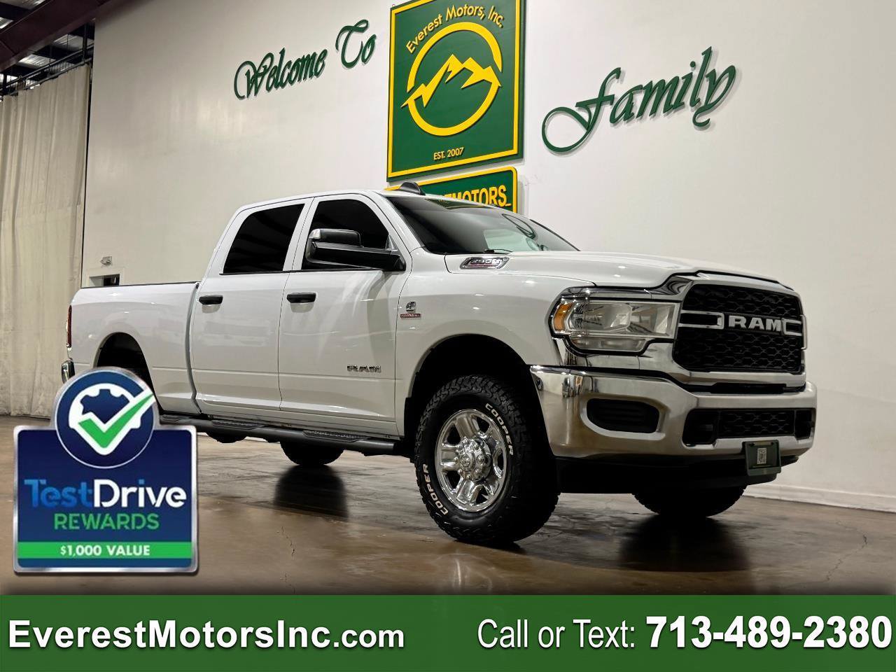 Used 2022 RAM 2500 Tradesman w/ Chrome Appearance Group AWD/4WD image 1