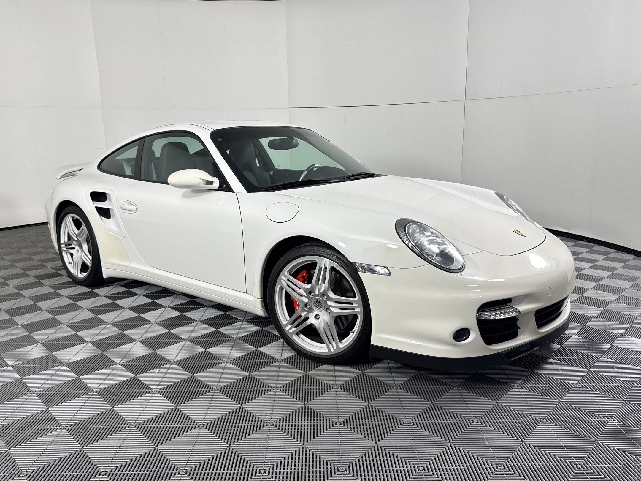 Used 2007 Porsche 911 Turbo AWD/4WD image 7
