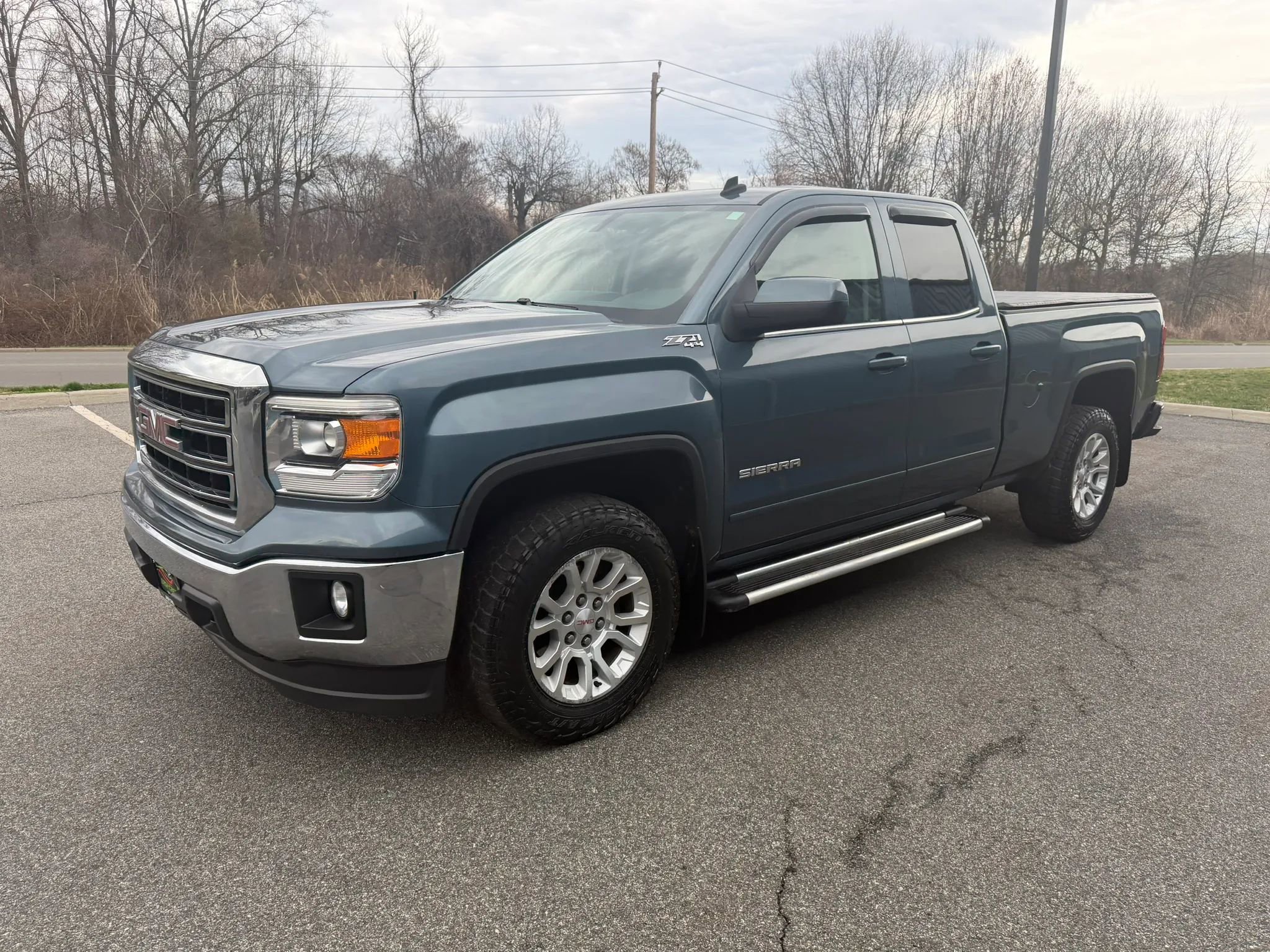 Used 2014 GMC Sierra 1500 SLE w/ SLE Value Package image 2