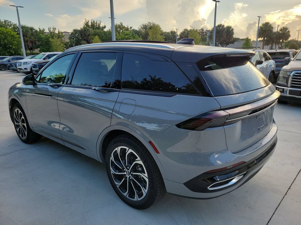 New 2026 Lincoln Nautilus Reserve AWD/4WD image 6
