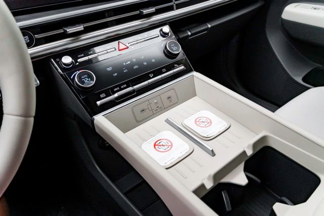 New 2026 Hyundai Santa Fe SE image 16