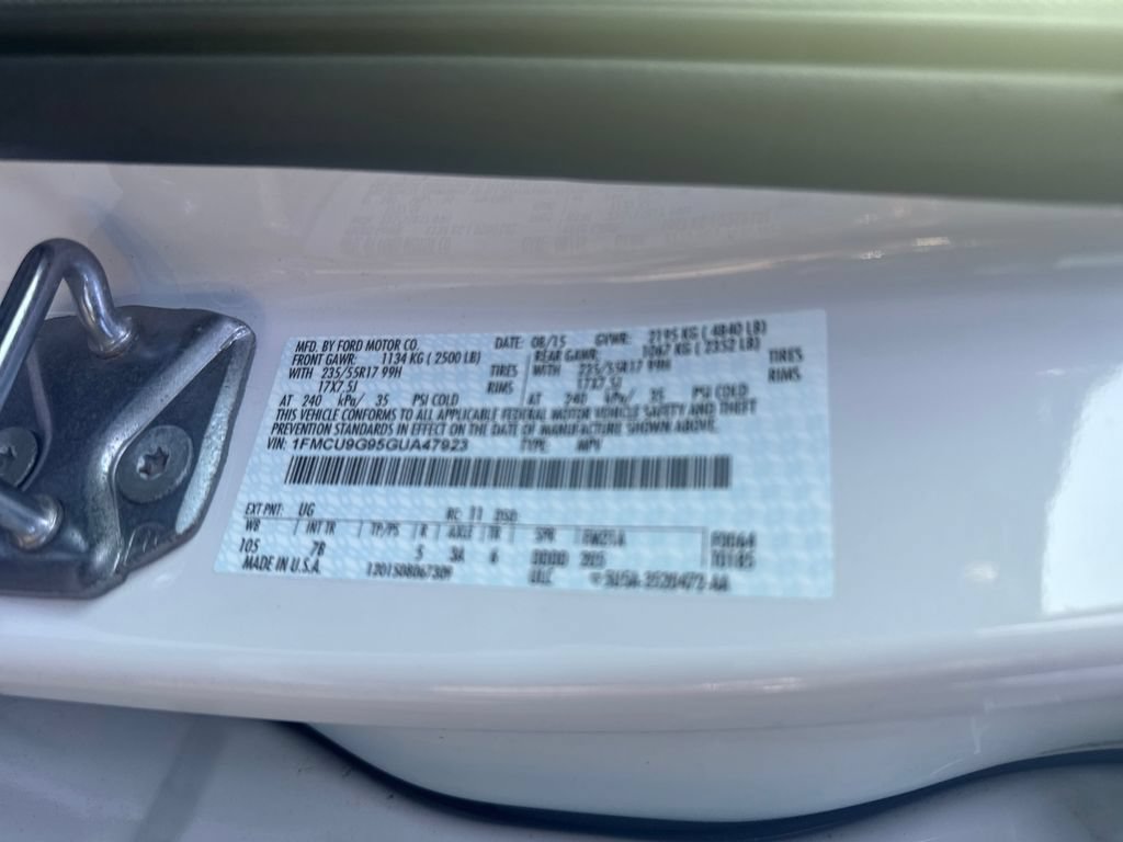 Used 2016 Ford Escape SE w/ Equipment Group 201A AWD/4WD image 30