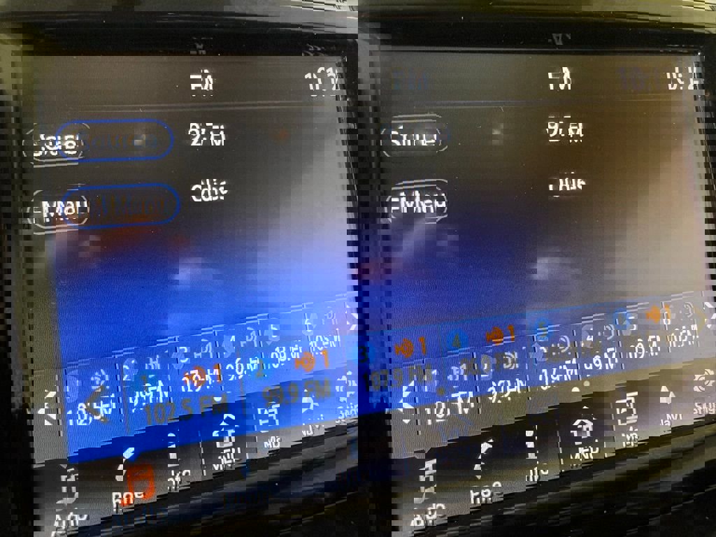 Used 2016 Nissan Murano SV image 26