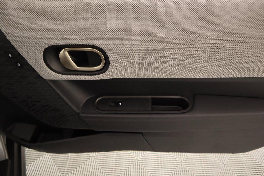 New 2025 MINI Cooper S image 18