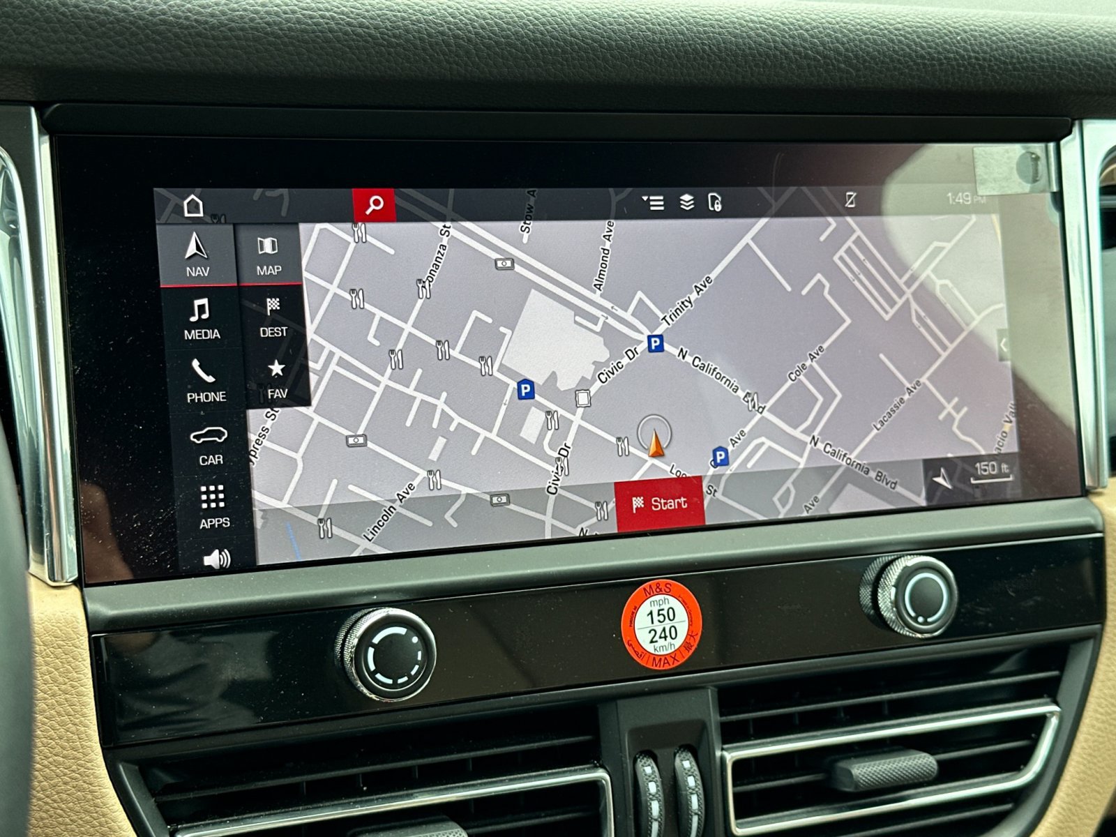 Certified 2026 Porsche Macan AWD/4WD image 16