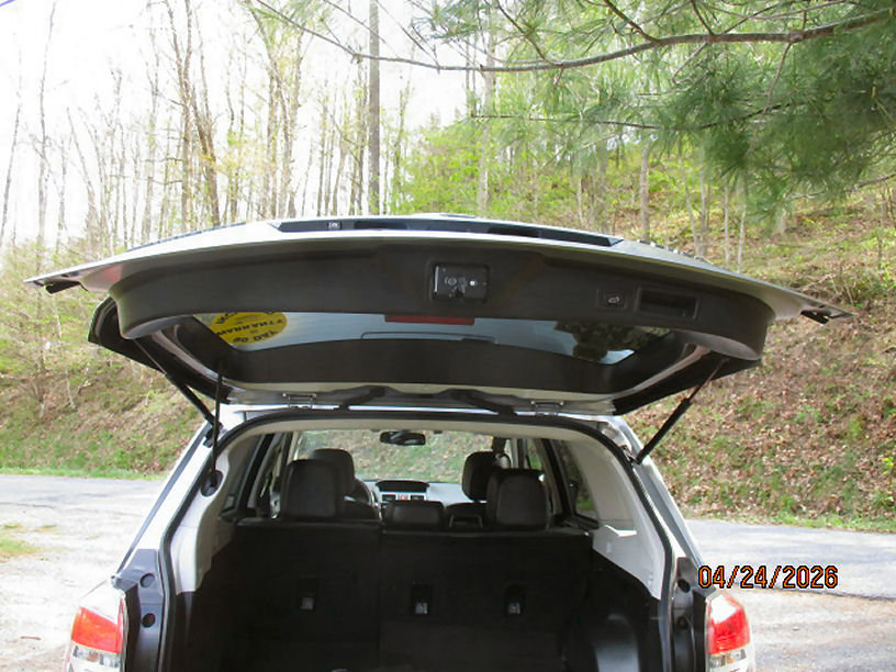 Used 2016 Subaru Forester 2.5i Limited AWD/4WD image 9