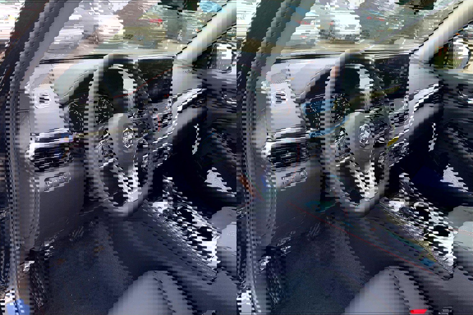 New 2025 Nissan Altima 2.5 SR image 9