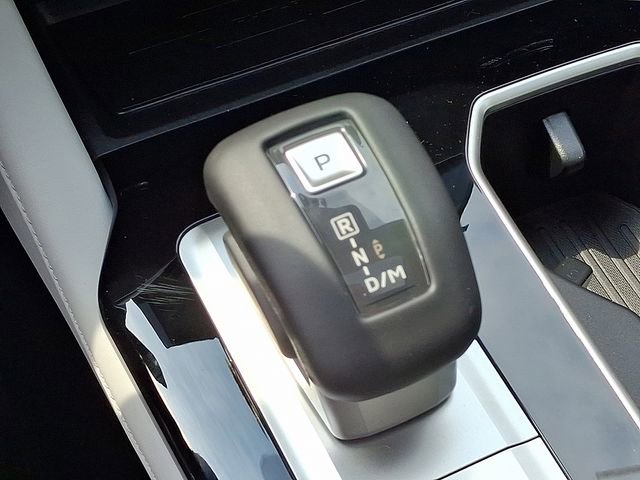 New 2025 Mitsubishi Outlander SE image 14