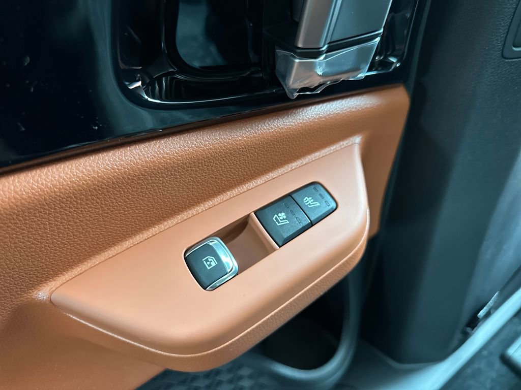 New 2026 Kia Carnival SX Prestige FWD image 17