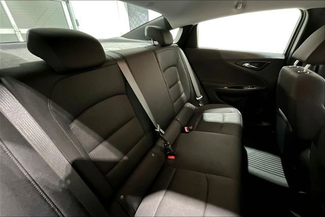 Used 2021 Chevrolet Malibu LS FWD image 25