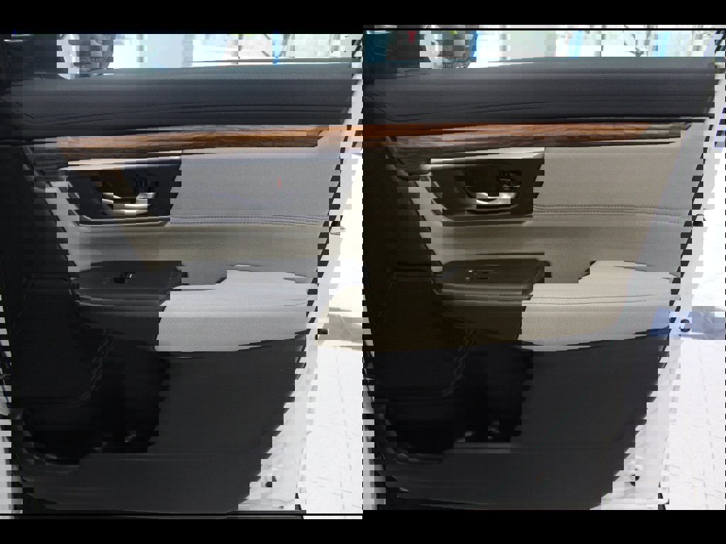 Used 2017 Honda CR-V EX image 25