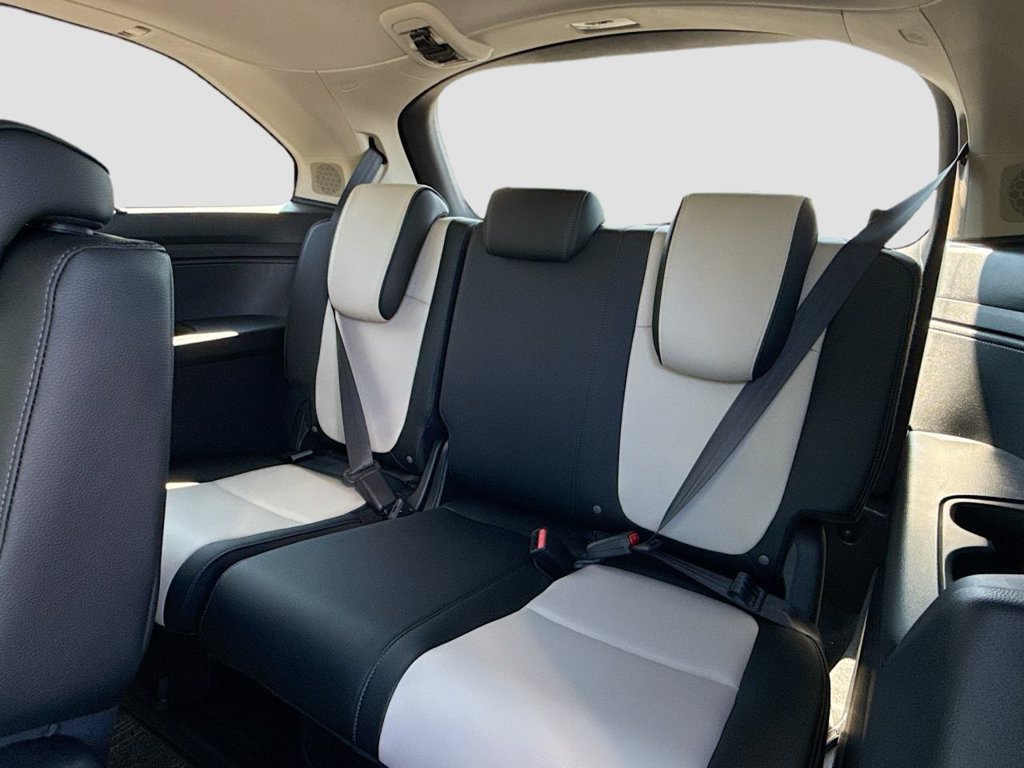 New 2027 Honda Odyssey Elite image 31