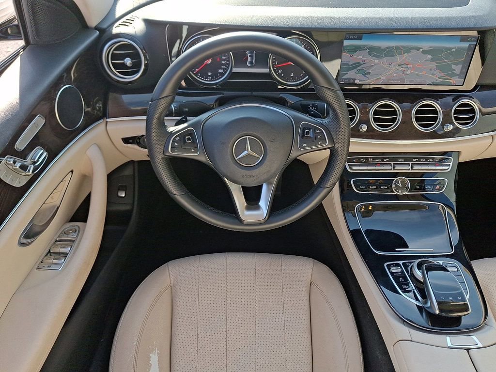 Used 2017 Mercedes-Benz E 300 image 11
