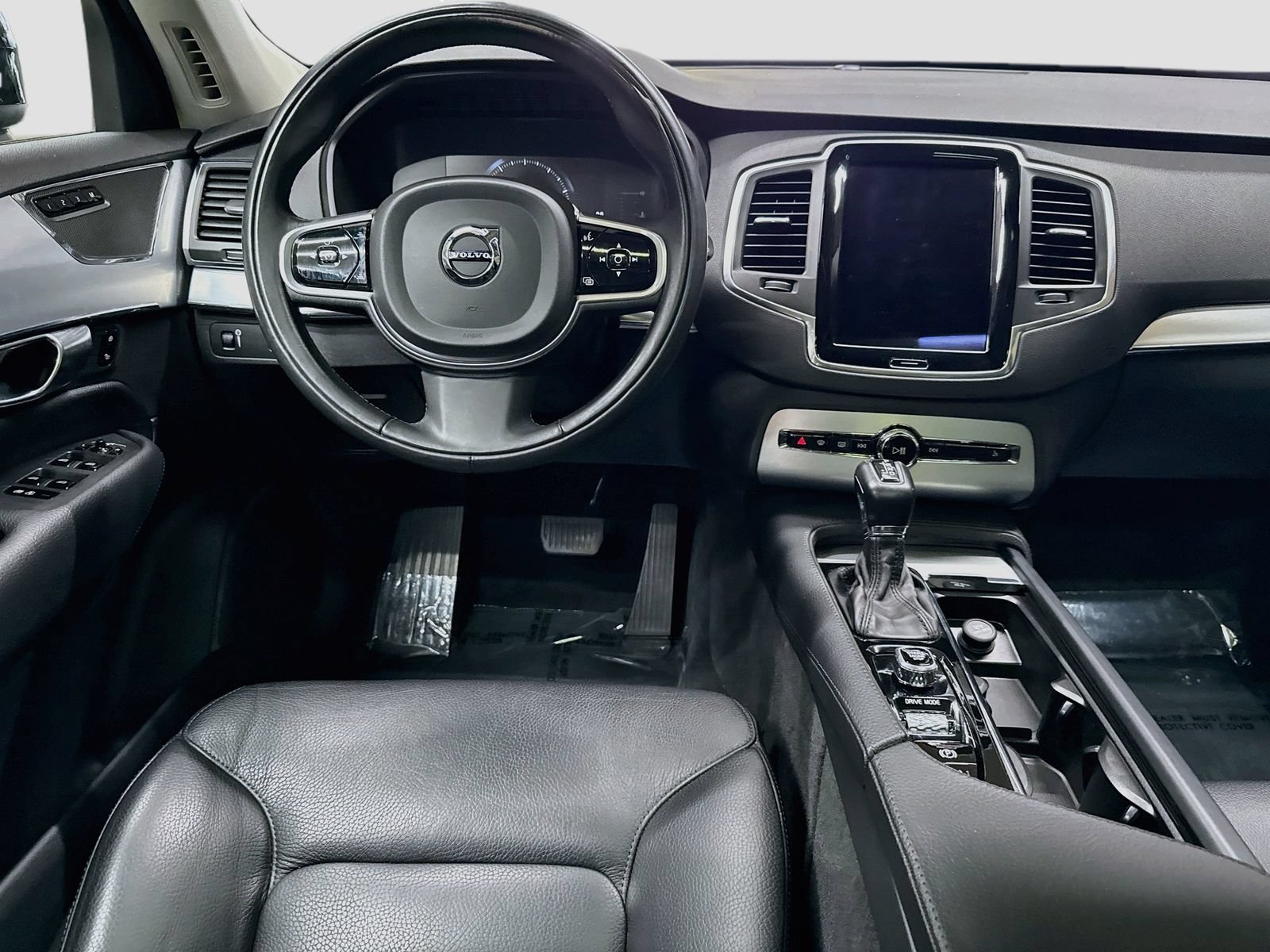 Used 2018 Volvo XC90 T5 Momentum w/ Convenience Package AWD/4WD image 25