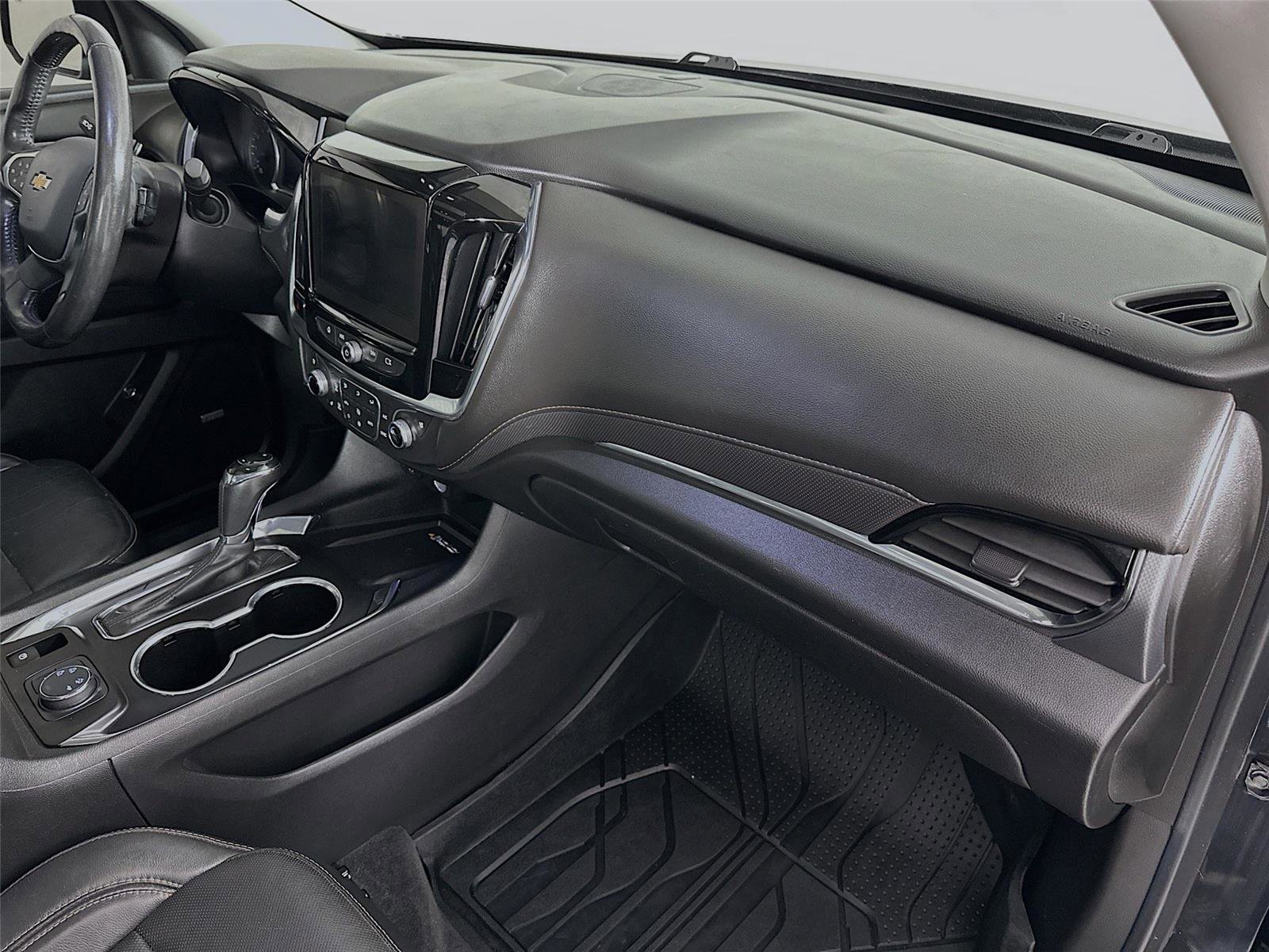 Used 2020 Chevrolet Traverse Premier w/ Redline Edition image 31