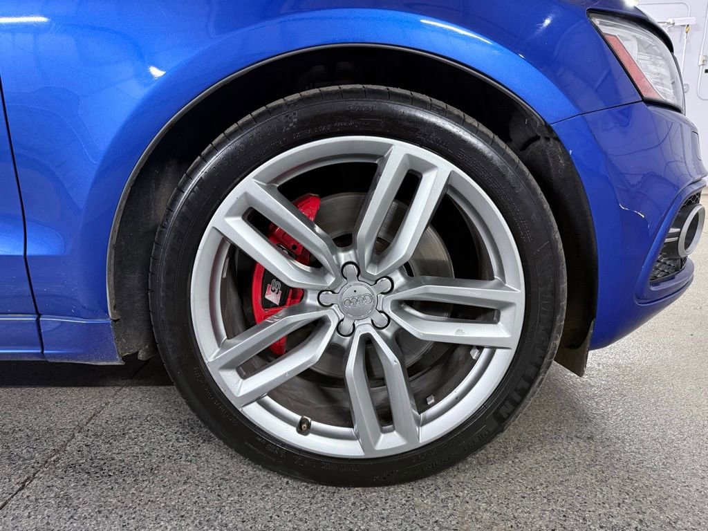 Used 2015 Audi SQ5 Prestige w/ Prestige Package image 6