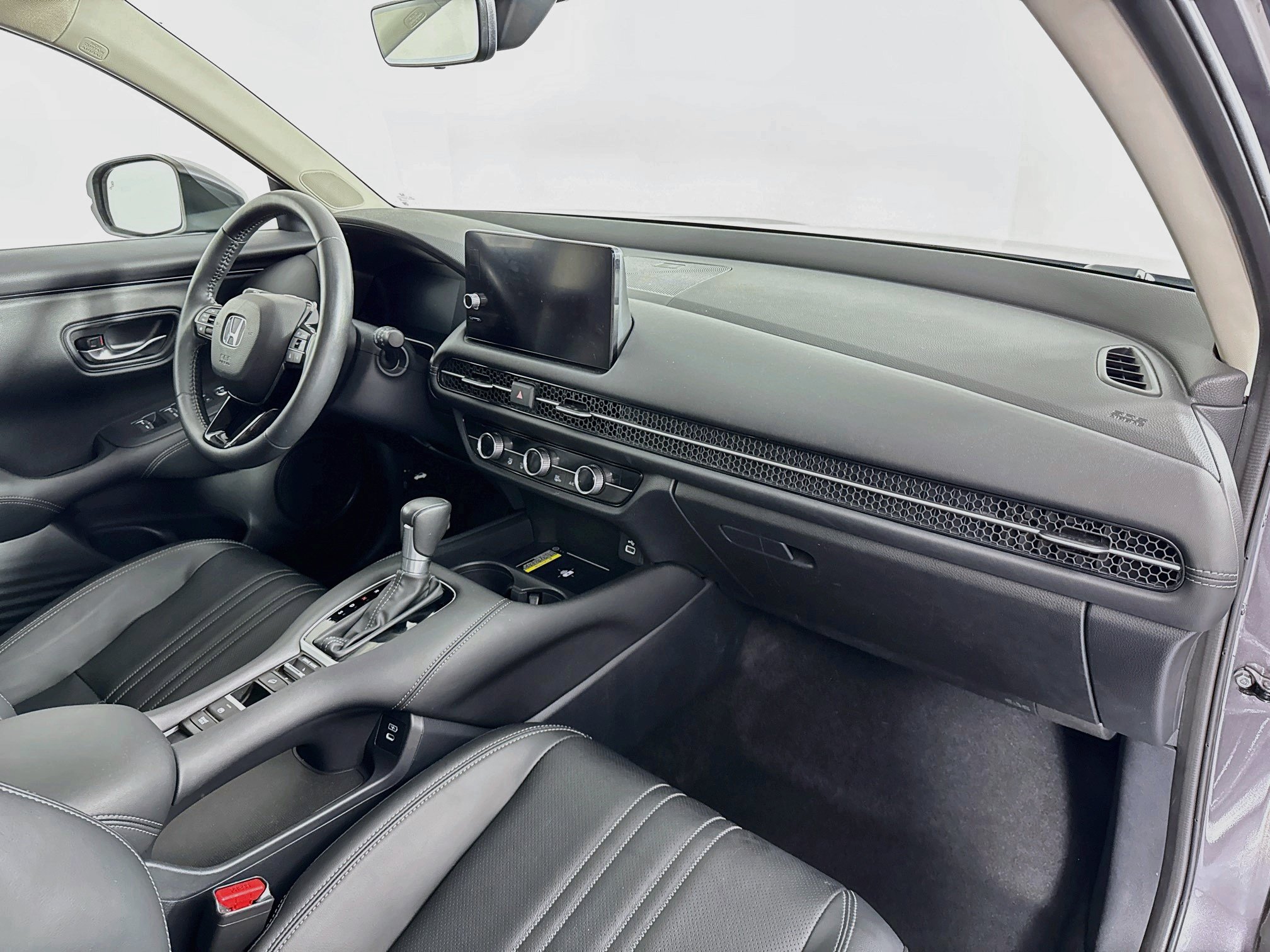 Certified 2024 Honda HR-V EX-L image 28