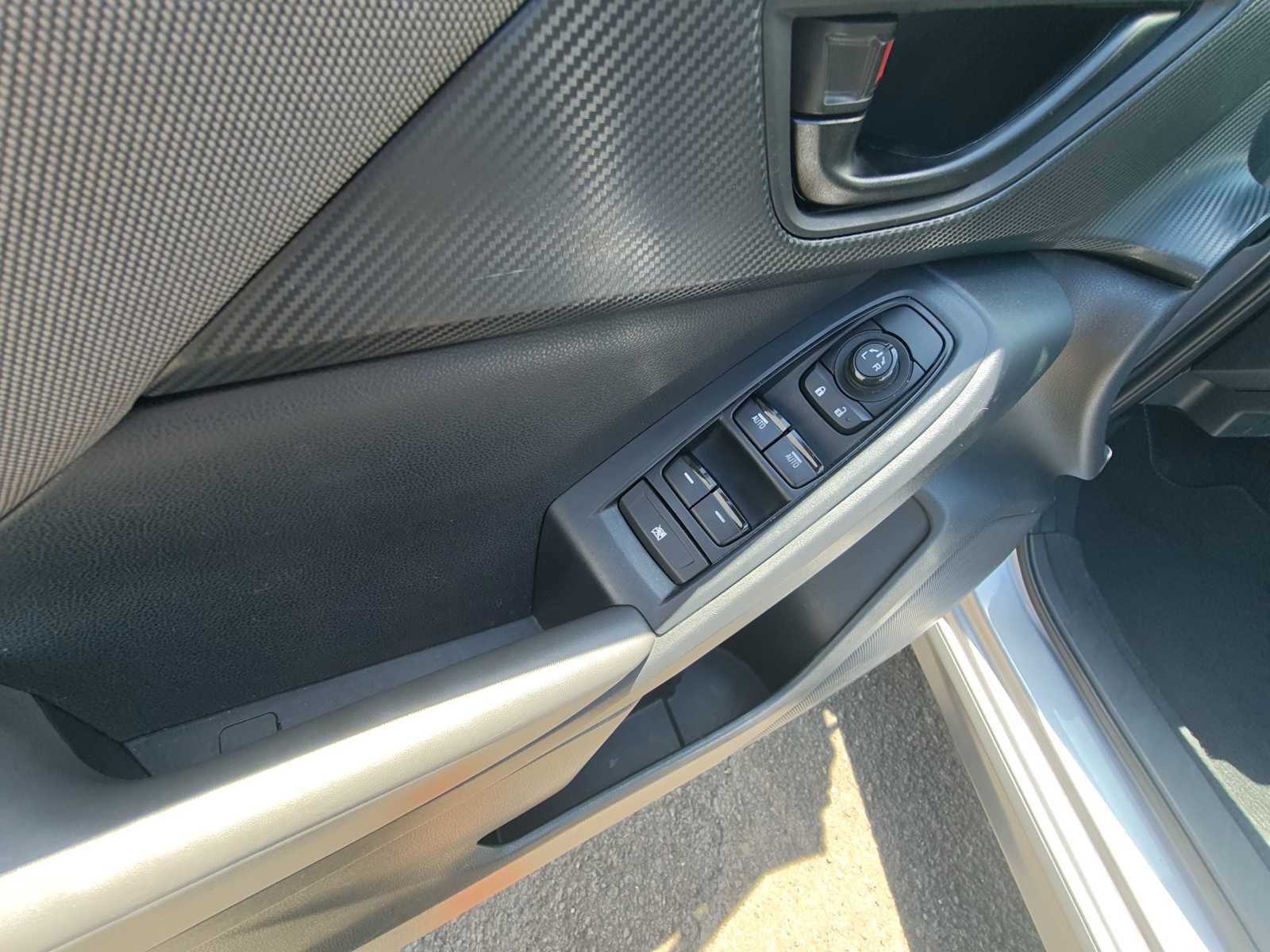 Used 2024 Subaru Crosstrek 2.0i image 14