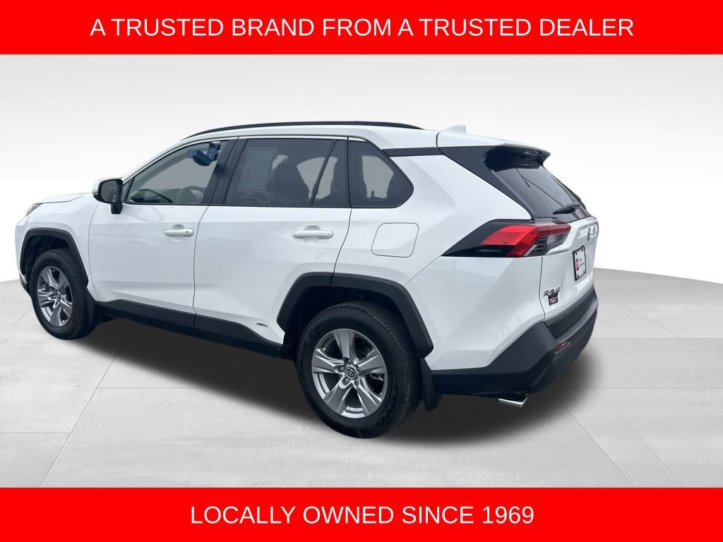 Certified 2025 Toyota RAV4 XLE w/ Convenience Package image 3