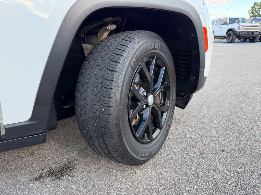 Used 2022 Jeep Grand Cherokee Limited AWD/4WD image 9