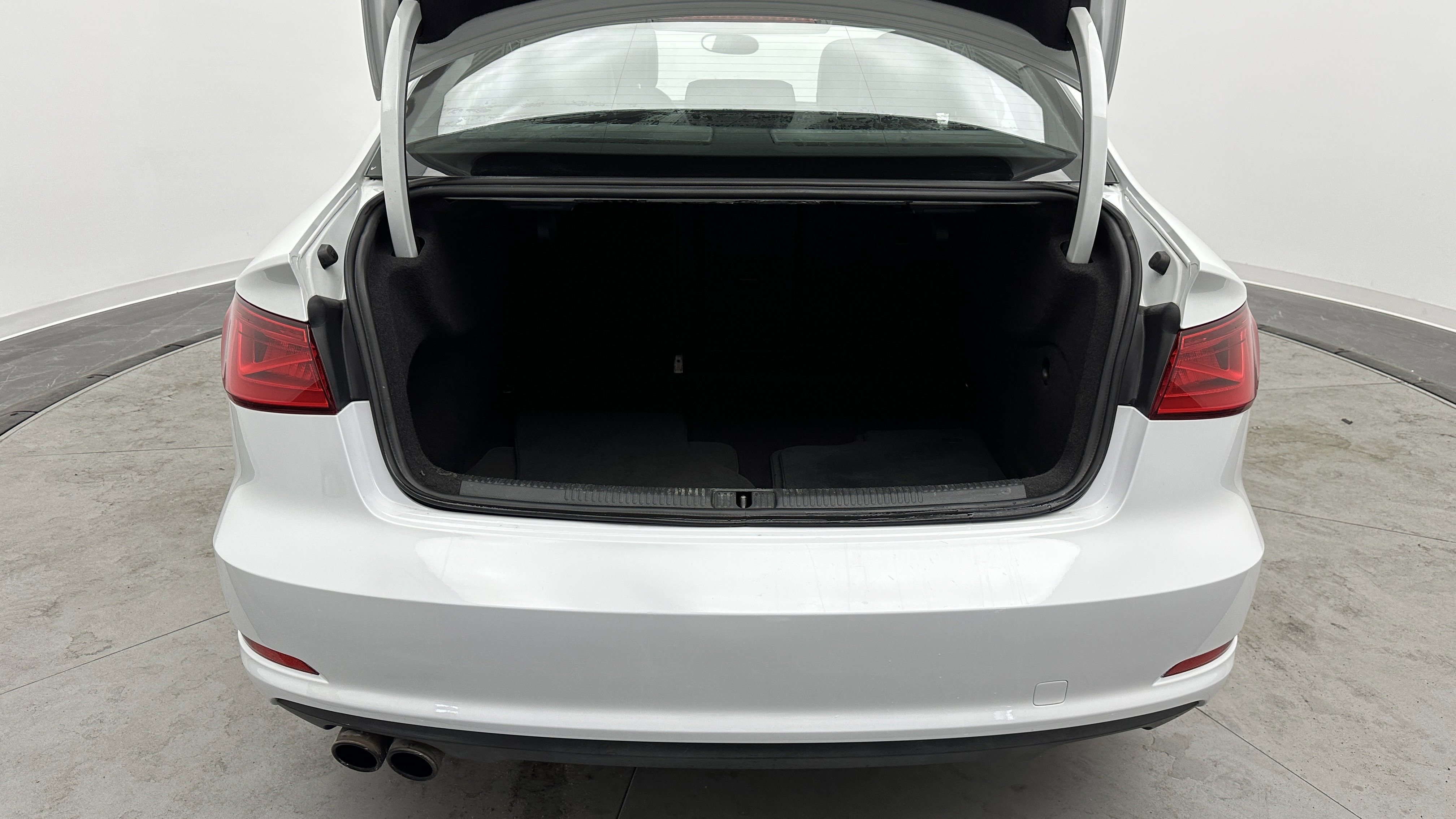 Used 2015 Audi A3 1.8T Premium image 30