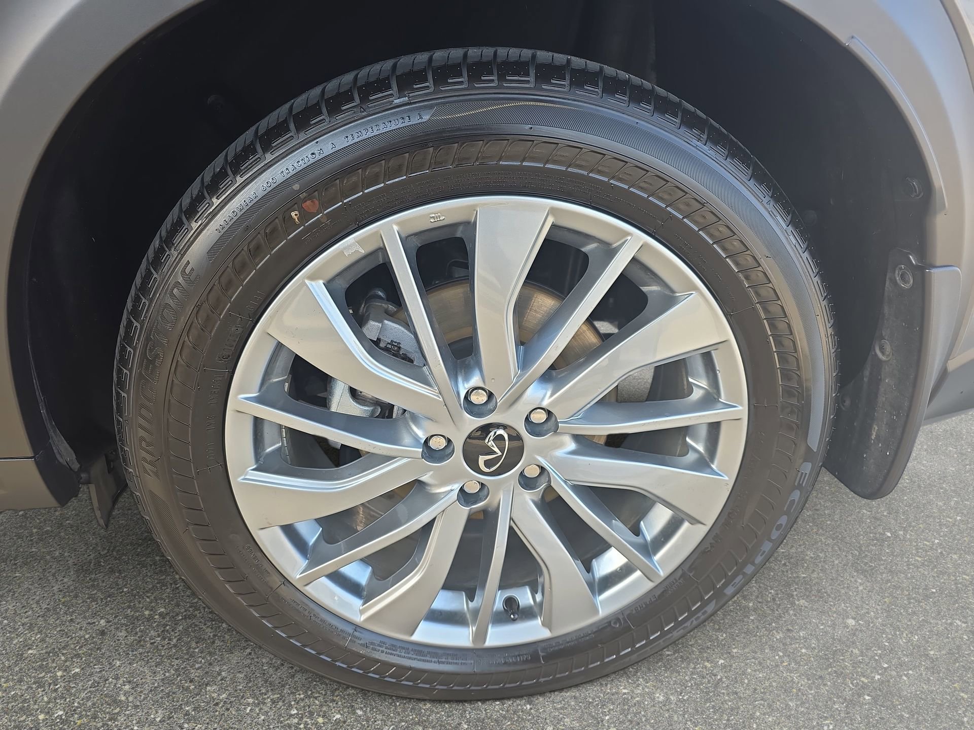 Certified 2025 INFINITI QX50 Luxe image 32