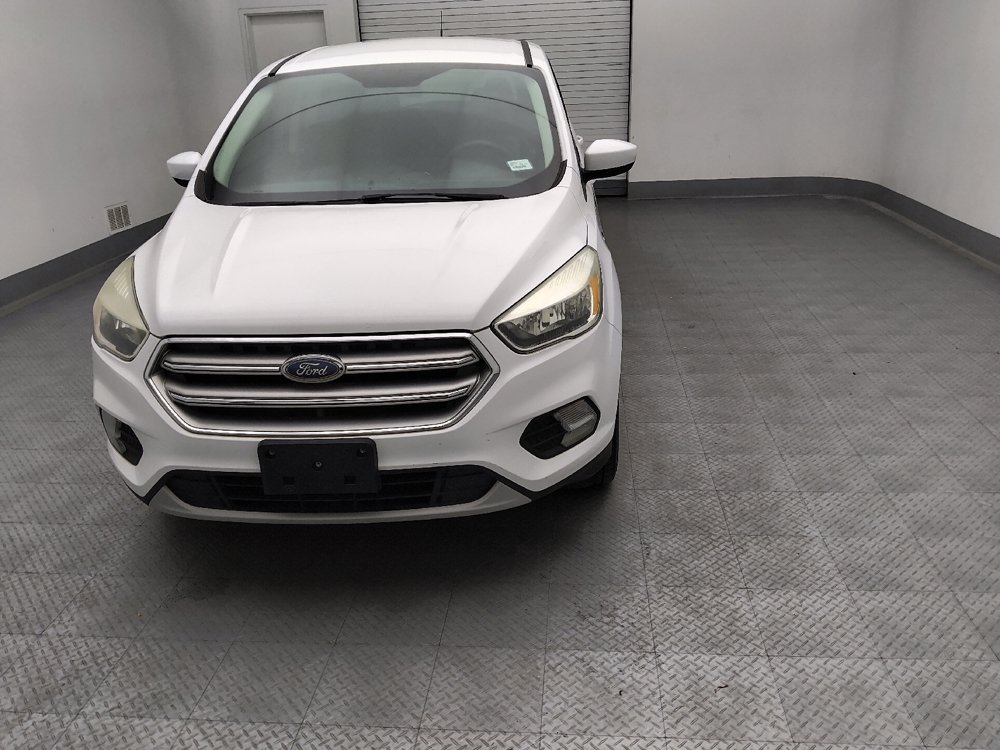 Used 2017 Ford Escape SE FWD image 15