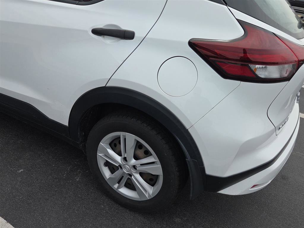 Certified 2023 Nissan Kicks S FWD image 20