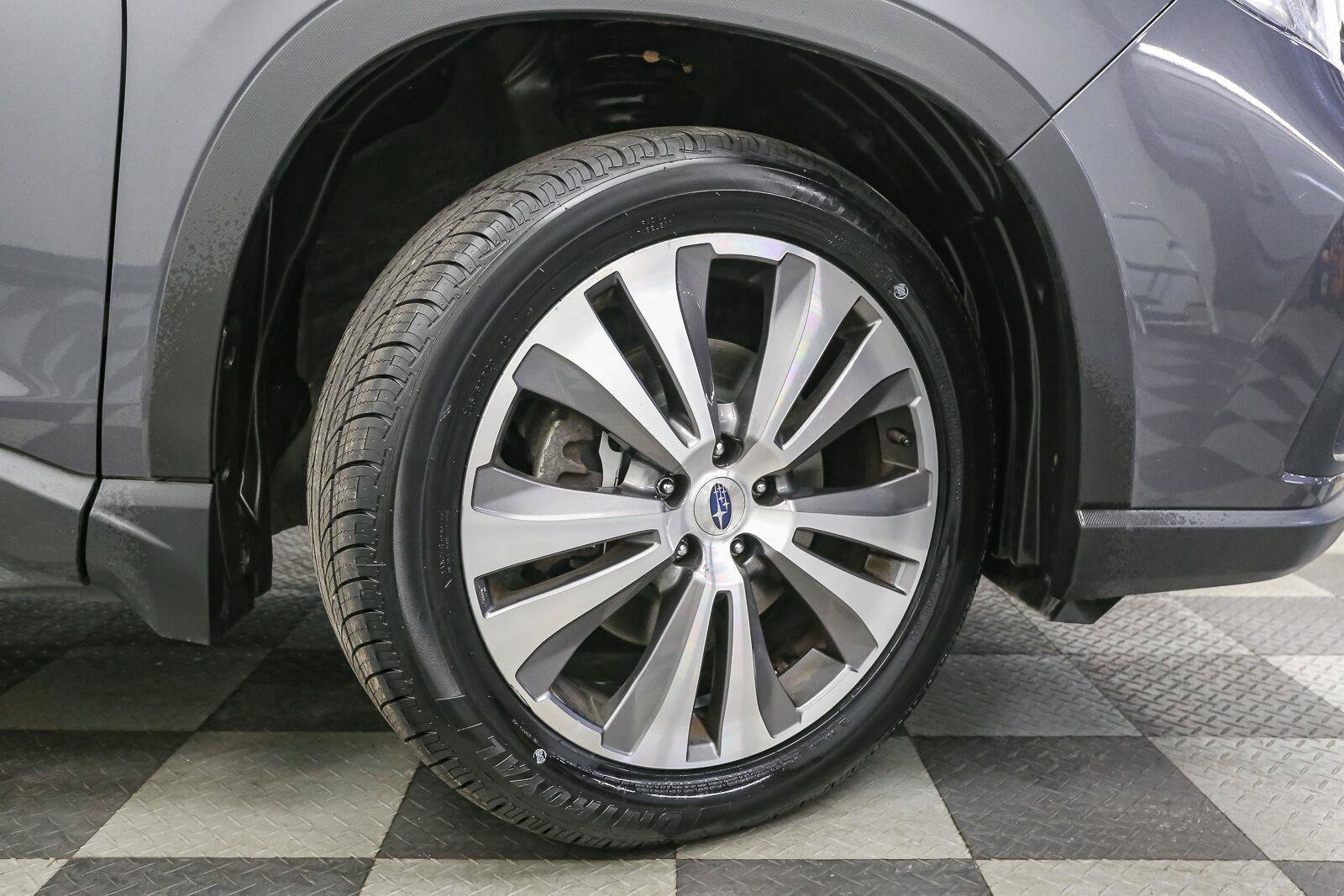 Used 2022 Subaru Ascent Limited w/ Technology Package AWD/4WD image 15