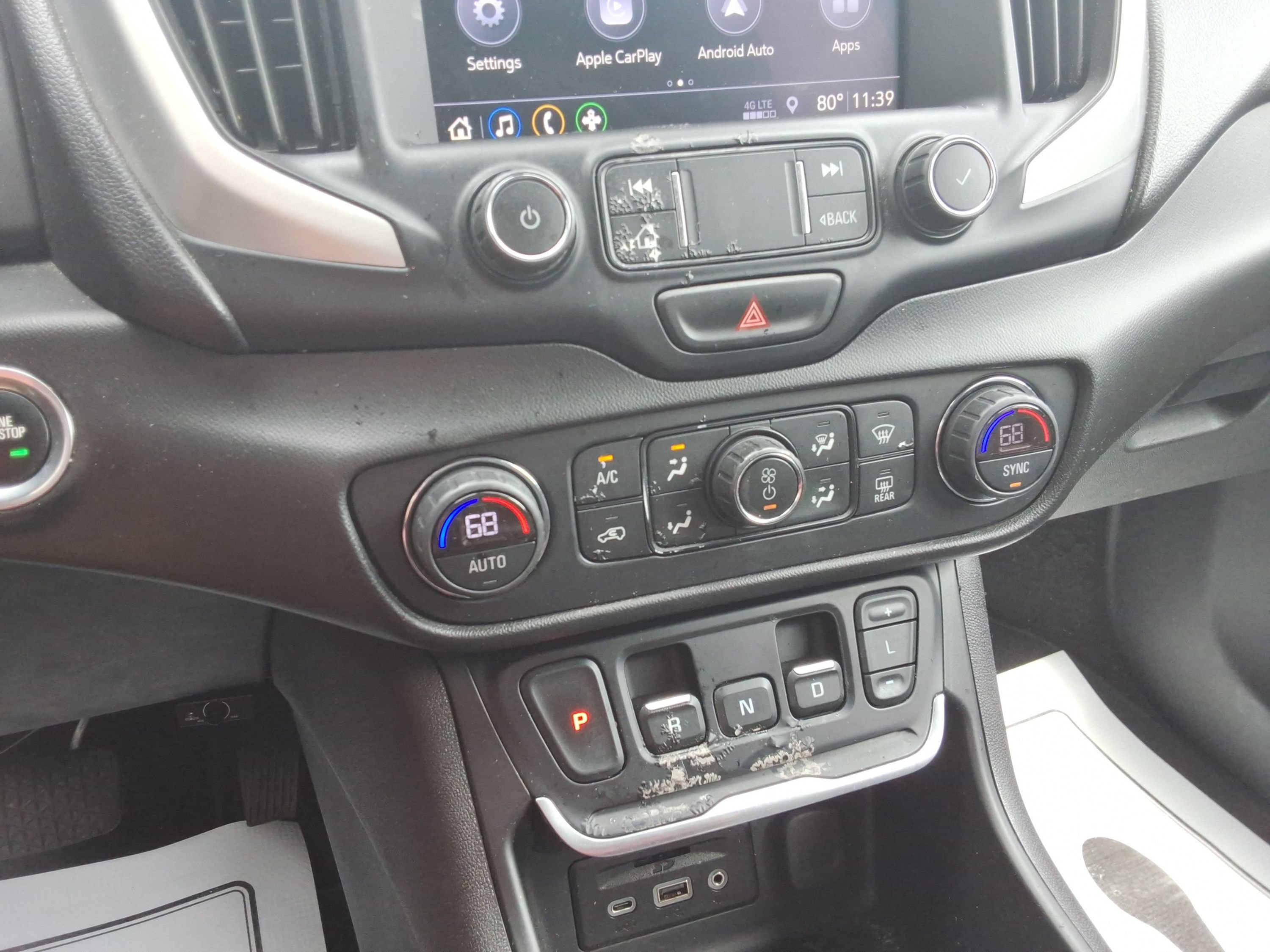 Used 2020 GMC Terrain SLT FWD image 17