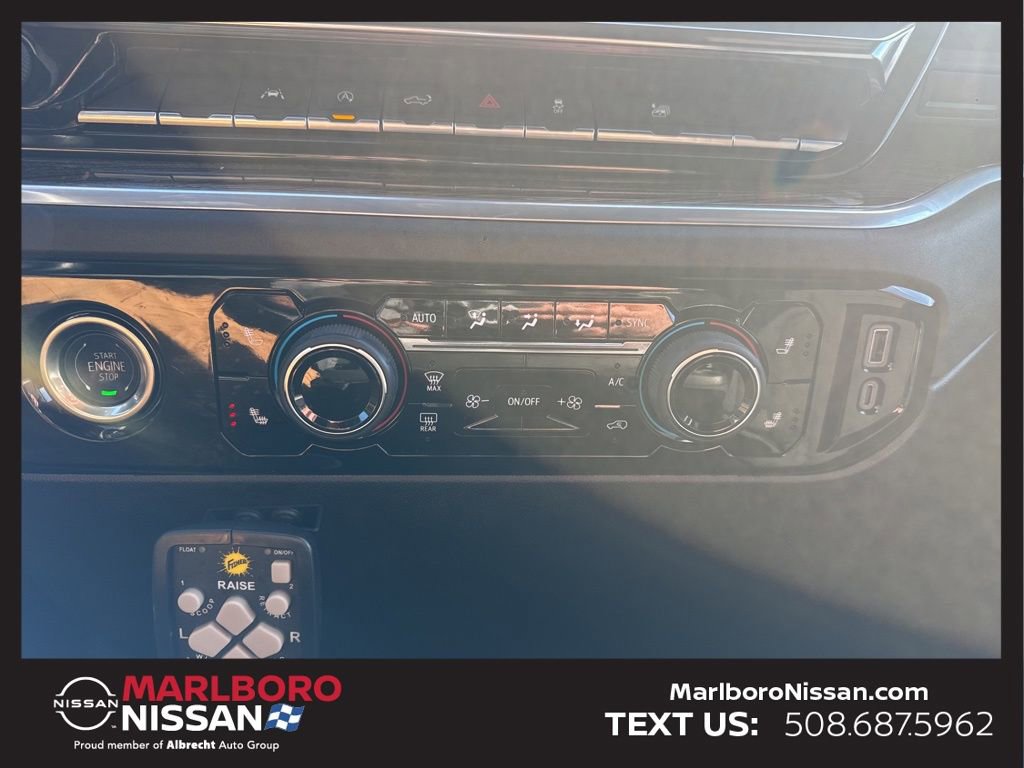 Used 2024 Chevrolet Silverado 1500 LT image 26