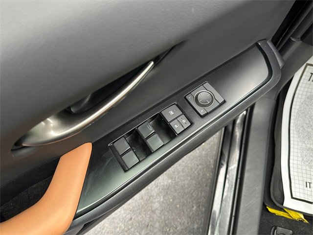 Used 2022 Lexus UX 250h w/ Premium Package image 19