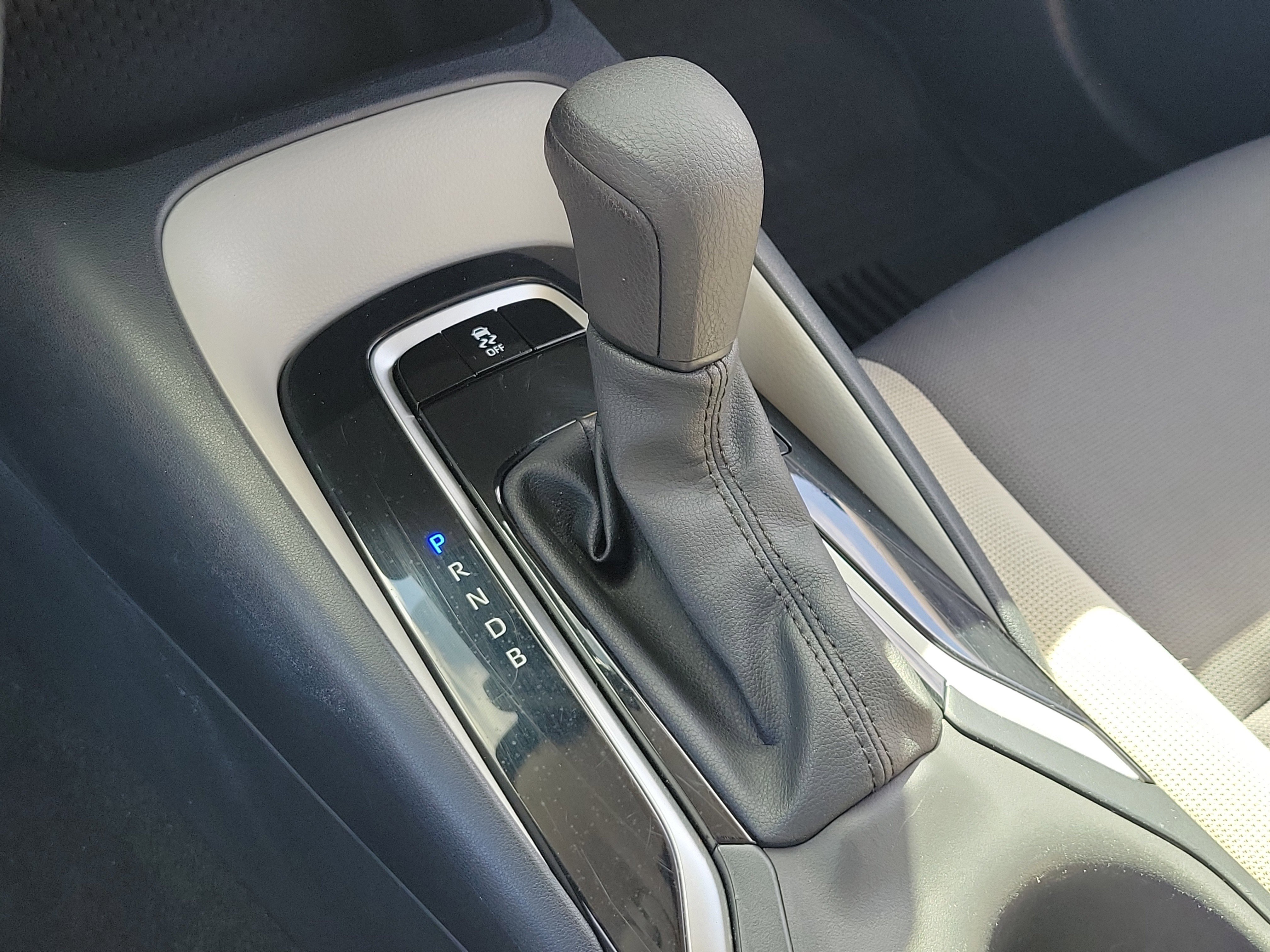 Certified 2023 Toyota Corolla LE FWD image 27