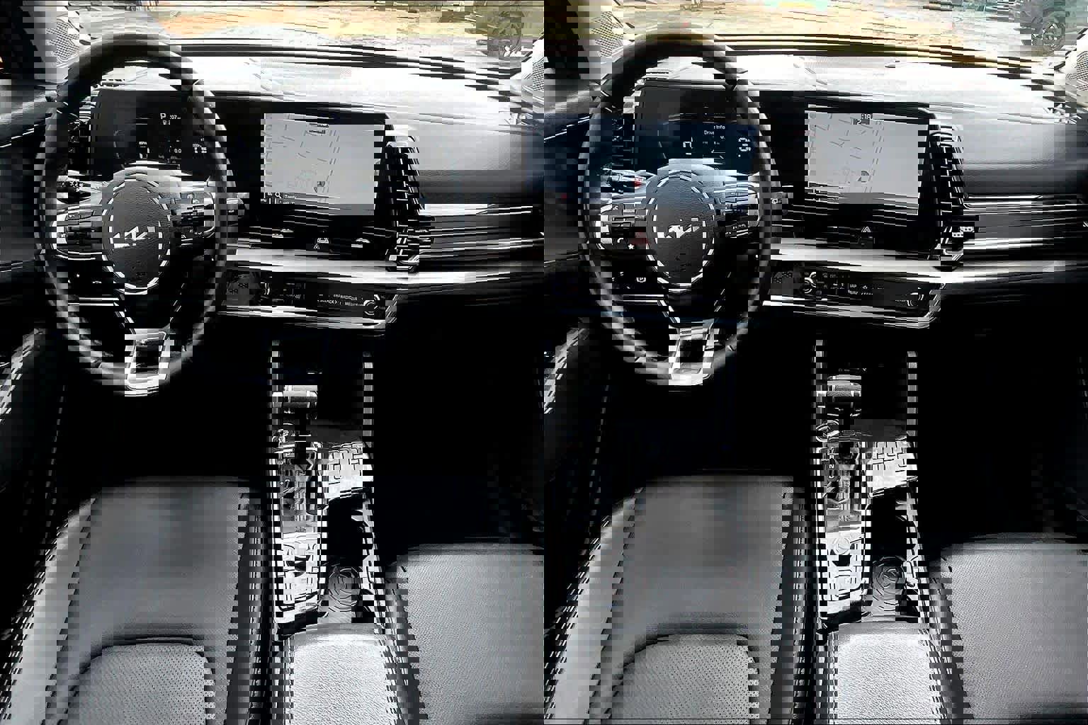 Certified 2023 Kia Sportage EX image 14